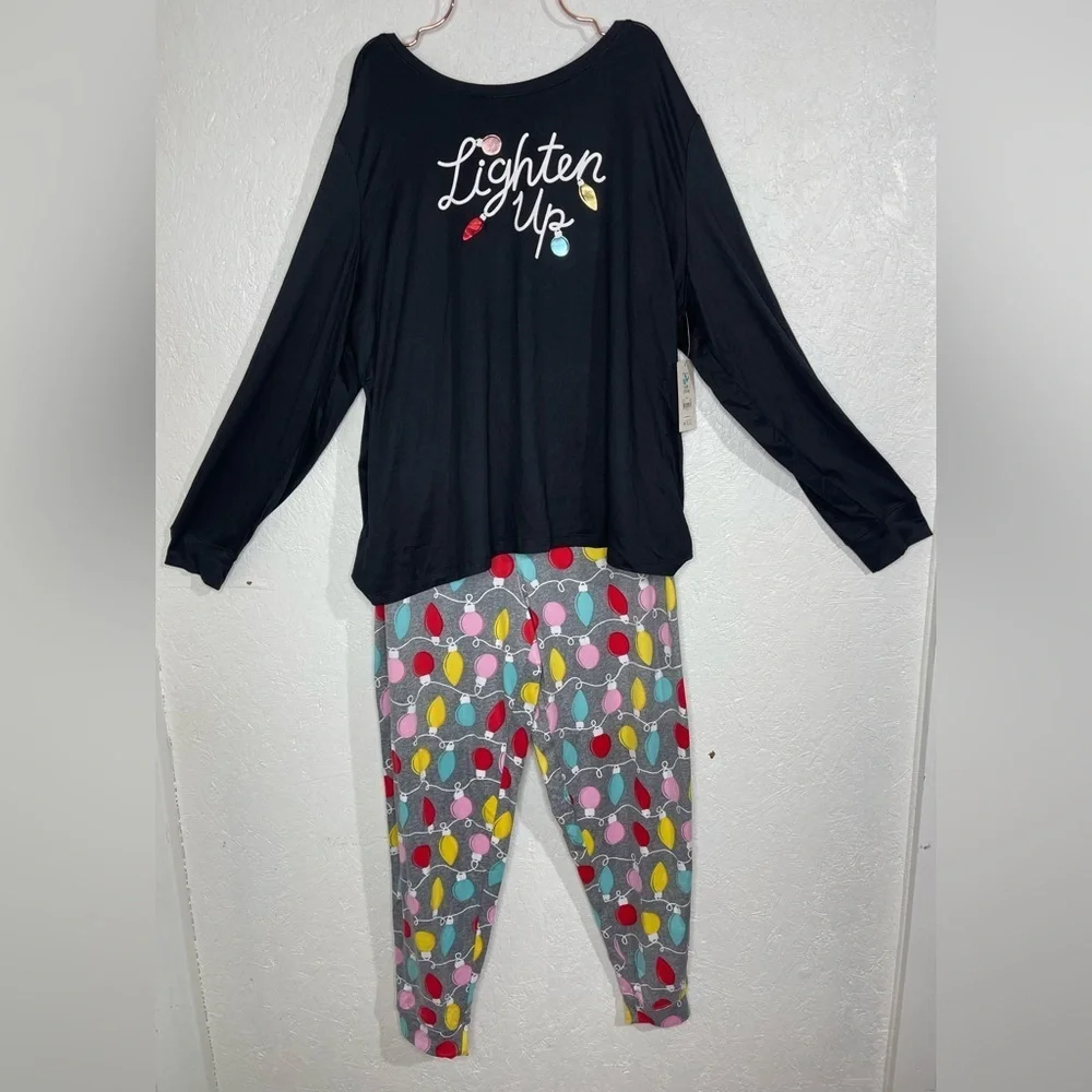 NWT Secret Treasures Black Long Sleeve Multicolor Jogger Pajama Set Holiday Lg
